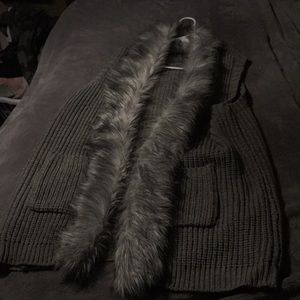 Jessica Simpson vest long